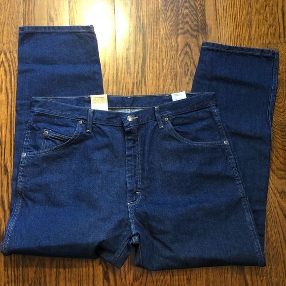 WRANGLER Men’s Relaxed Seat & Thigh Flex Fit Straight Leg Denim Jeans 40x29 NWT - Picture 6 of 9